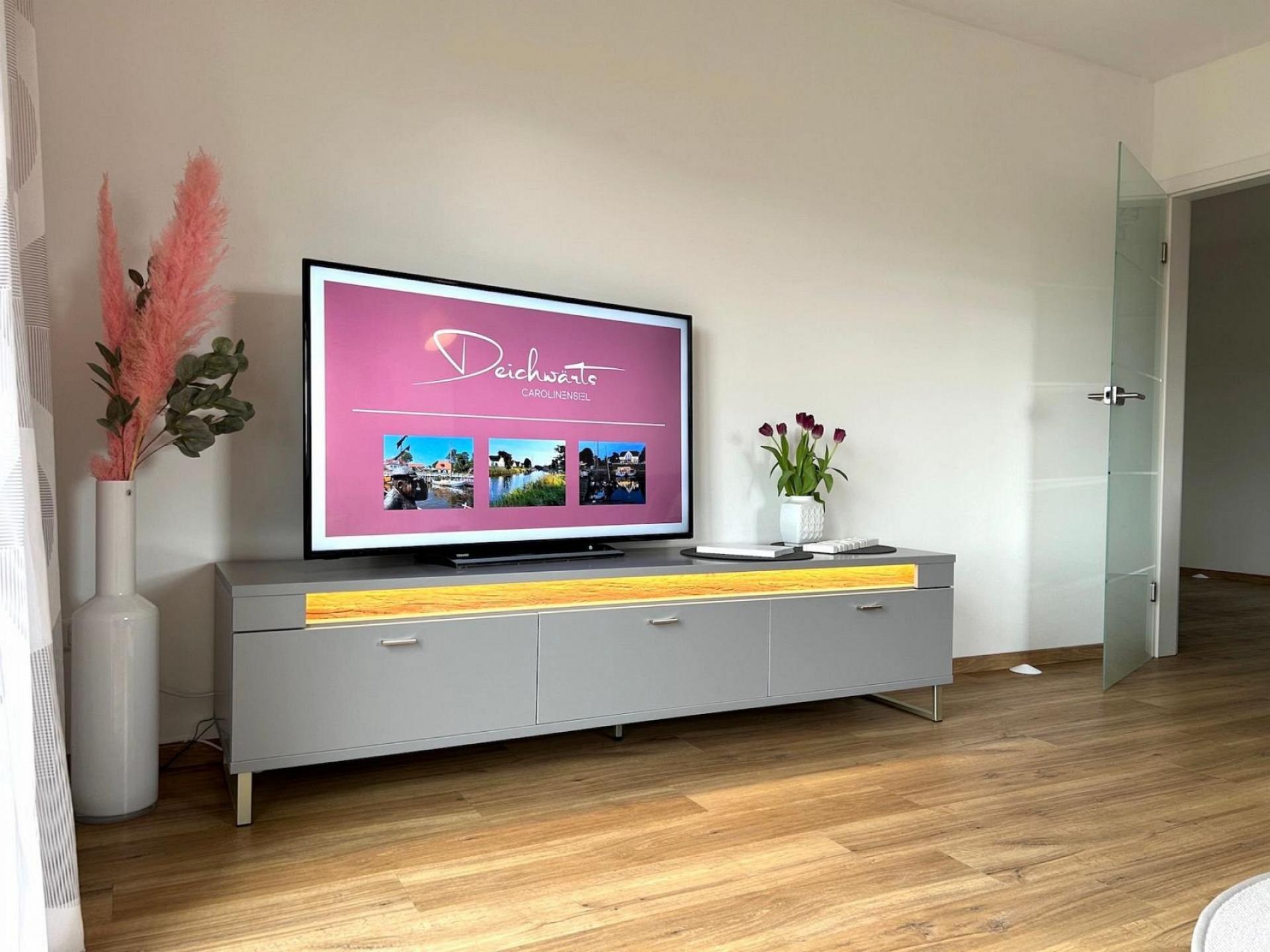 Deichwärts Carolinensiel Foto 3